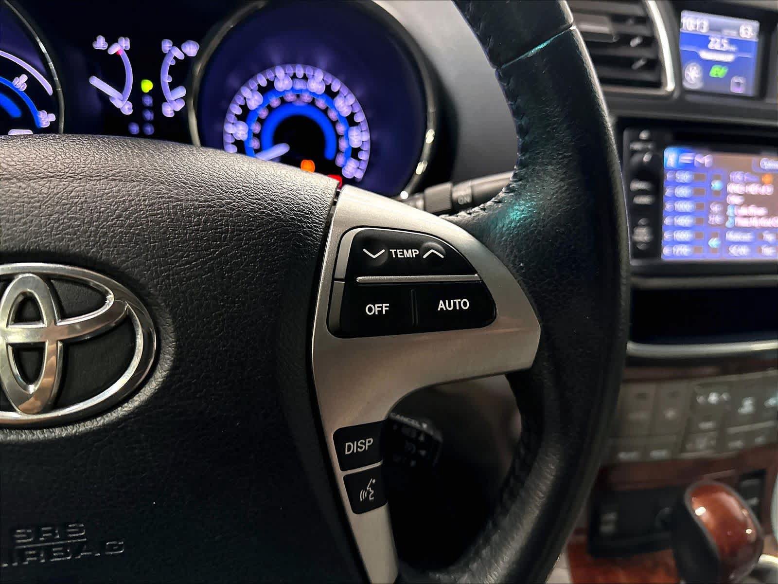 Used 2013 Toyota Highlander Limited AWD/4WD image 20