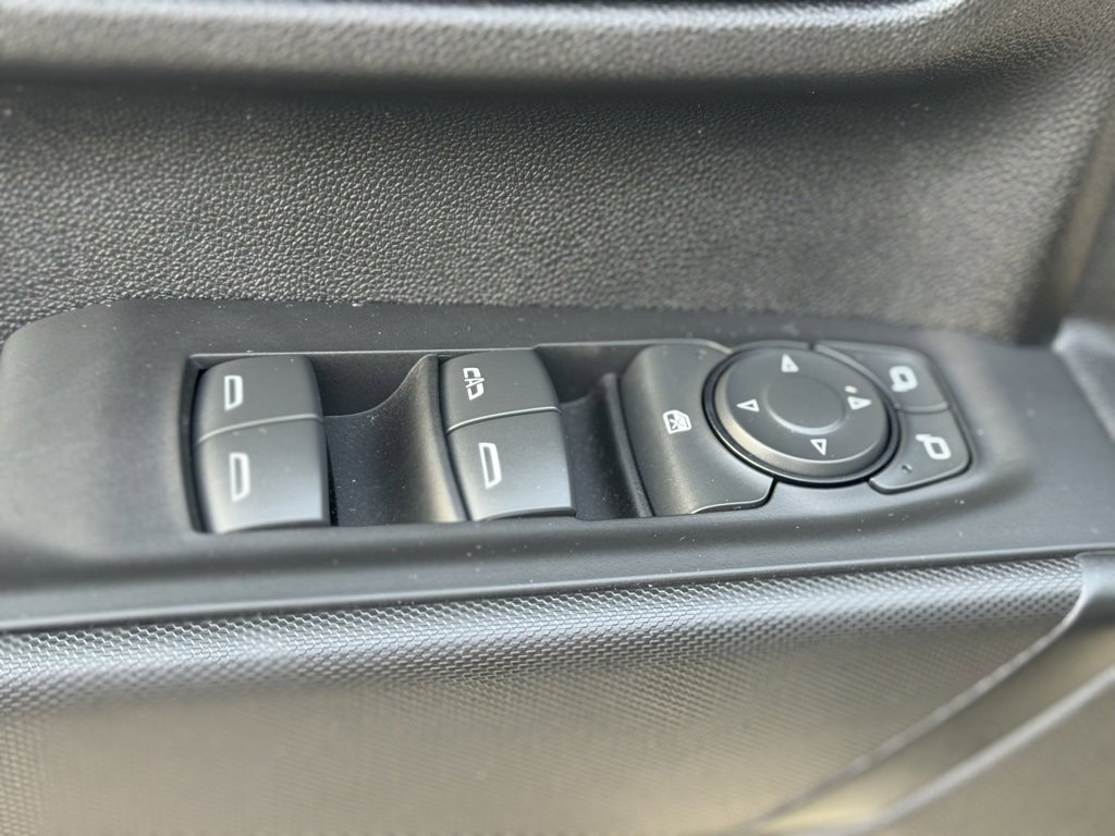 Used 2025 GMC Sierra 2500 Pro w/ Convenience Package image 22