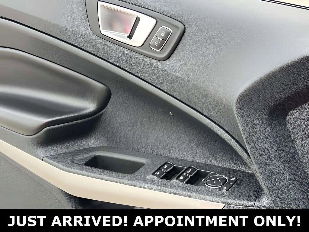 Used 2019 Ford EcoSport Titanium FWD image 25