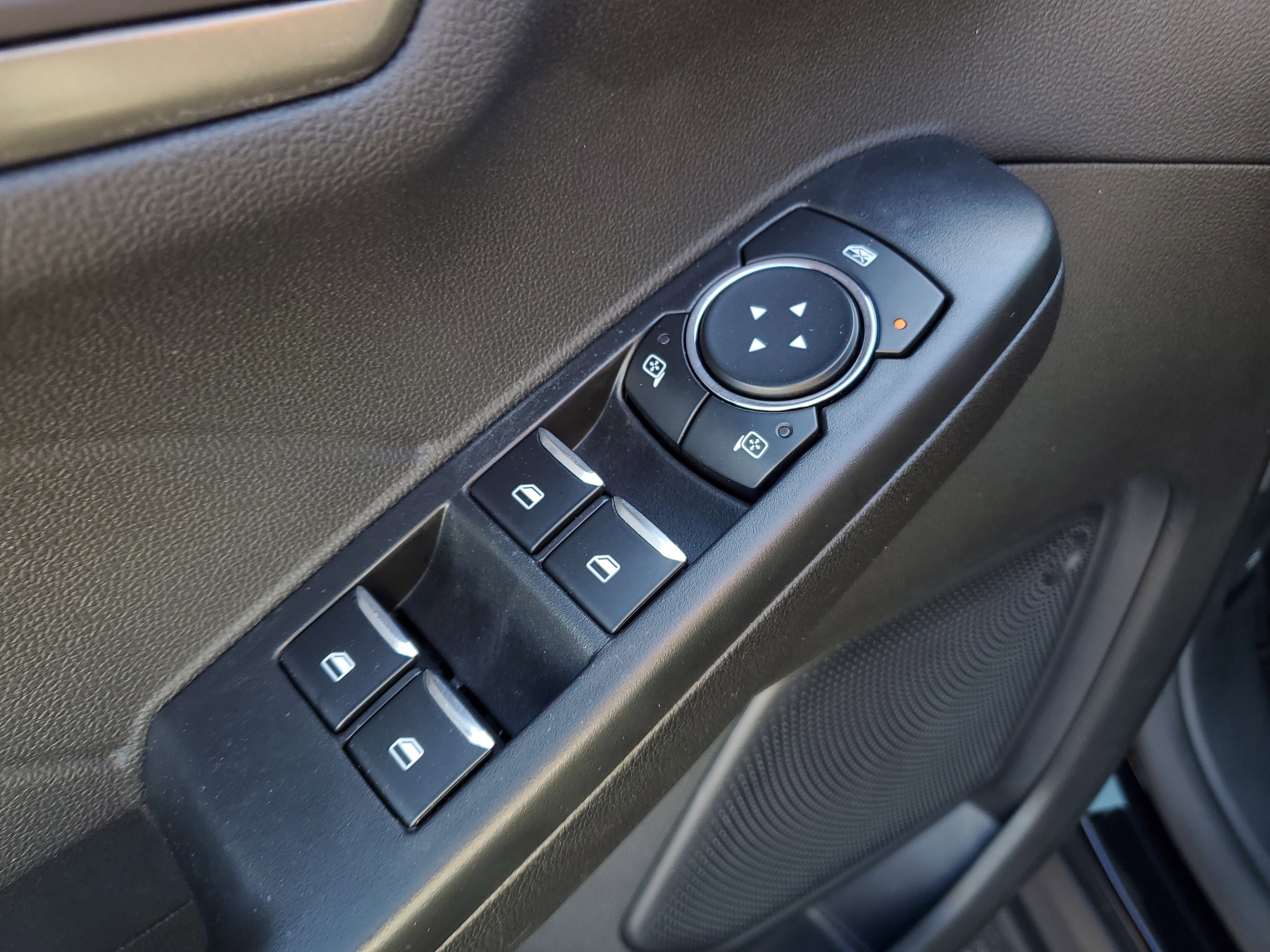 Used 2024 Ford Escape Active w/ Cold Weather Package image 15