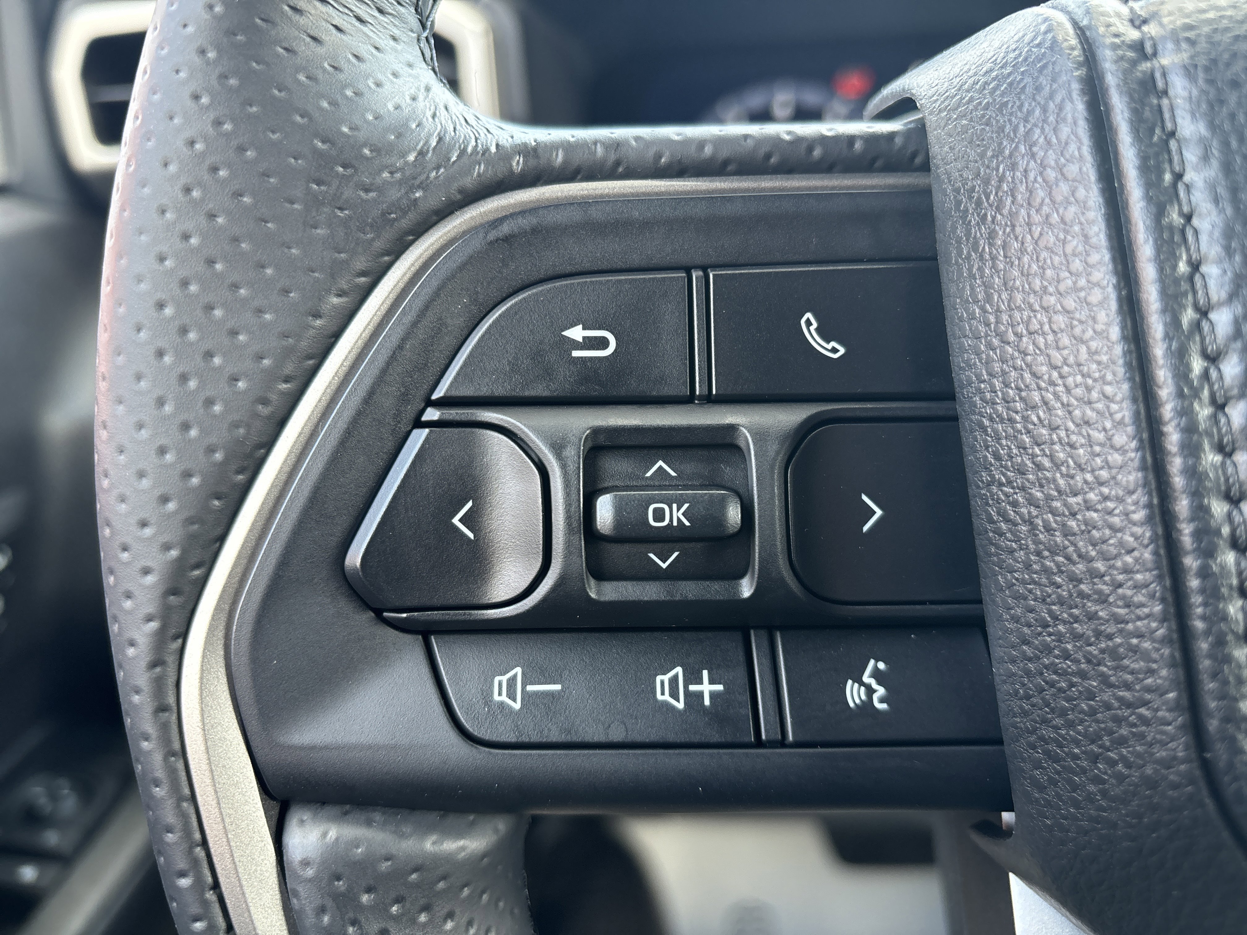 Used 2025 Toyota 4Runner TRD Off-Road Premium image 19