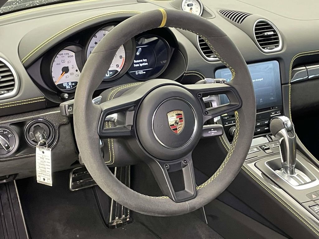 Certified 2022 Porsche 718 Cayman GT4 image 4
