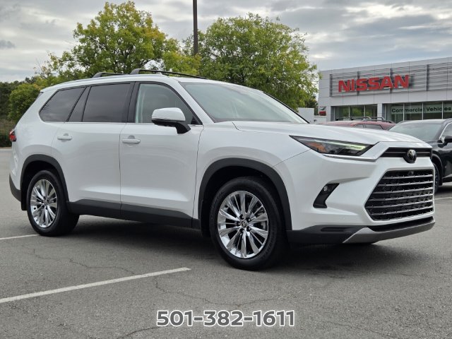 Used 2024 Toyota Grand Highlander AWD image 3