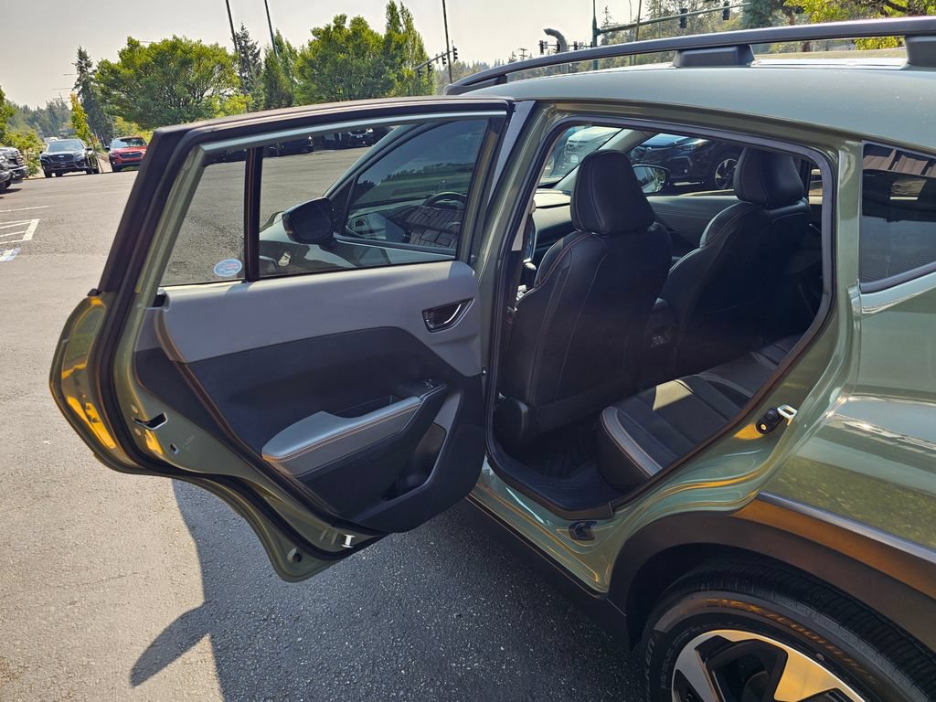 Used 2024 Subaru Crosstrek 2.5i Limited AWD/4WD image 15