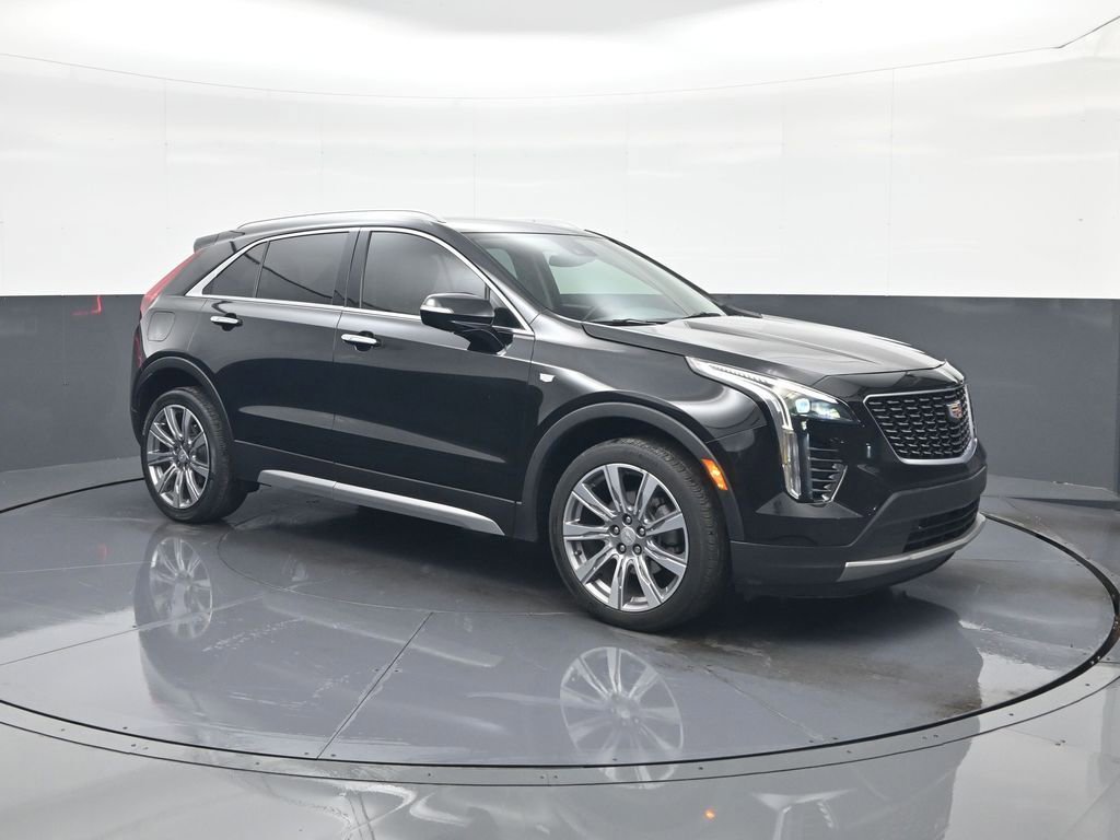 Used 2023 Cadillac XT4 Premium Luxury image 1