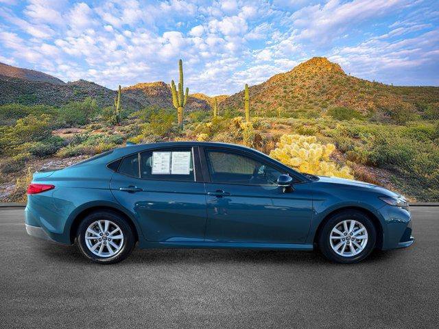 Used 2025 Toyota Camry LE FWD image 3