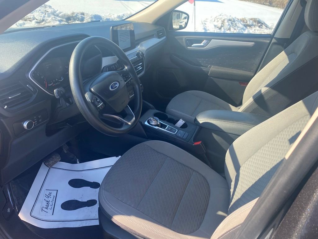 Used 2020 Ford Escape SE image 10