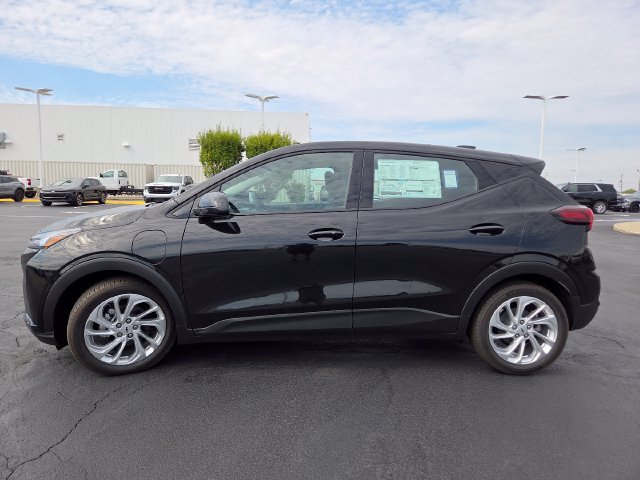 New 2027 Chevrolet Bolt LT w/ Comfort Package FWD image 11