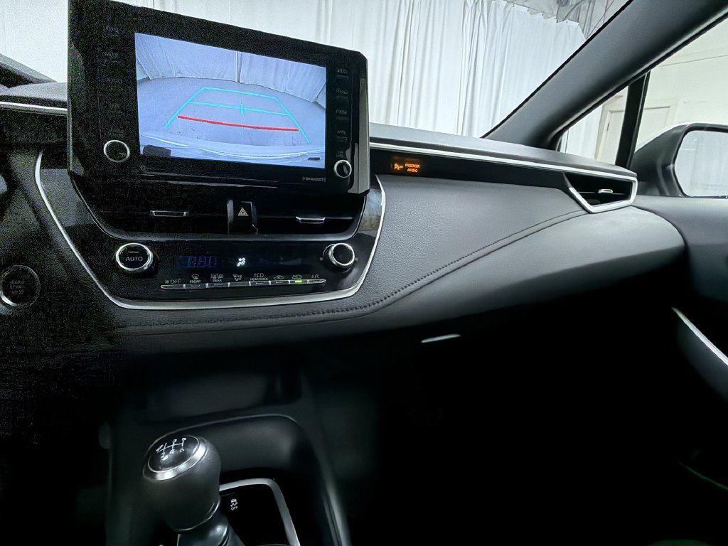 Used 2022 Toyota Corolla SE FWD image 22