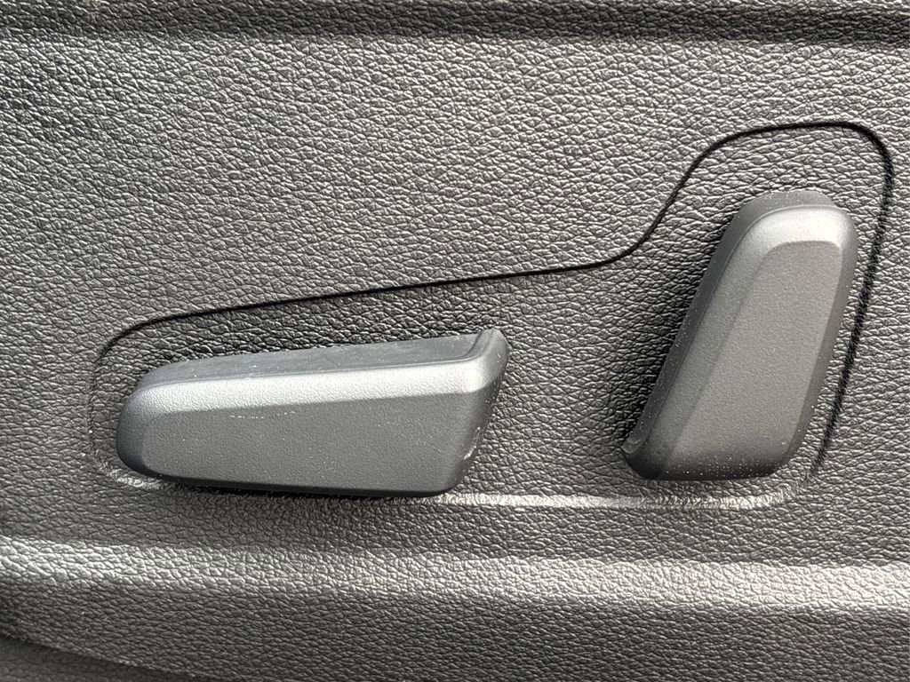 New 2025 Kia Telluride S image 30