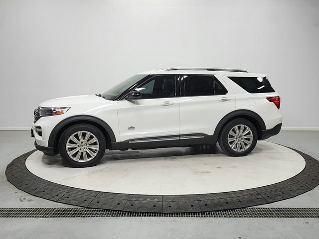 Used 2021 Ford Explorer King Ranch w/ Premium Technology Package RWD image 4