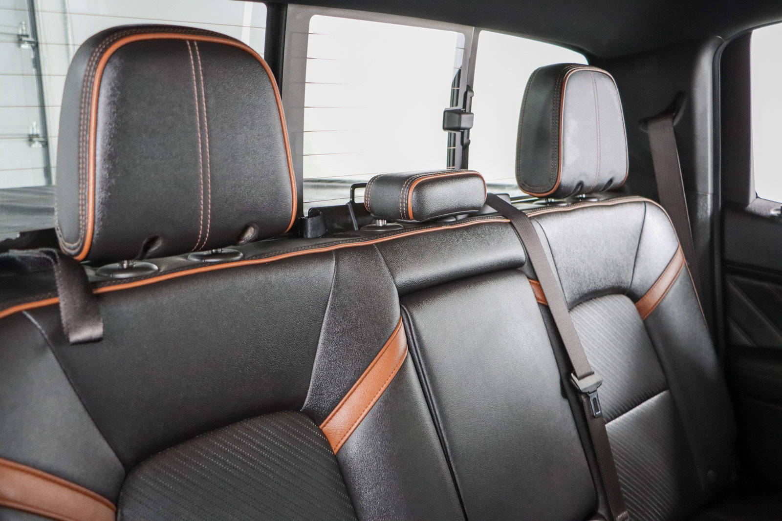 Used 2023 GMC Canyon AT4 w/ AT4 Premium Package image 28