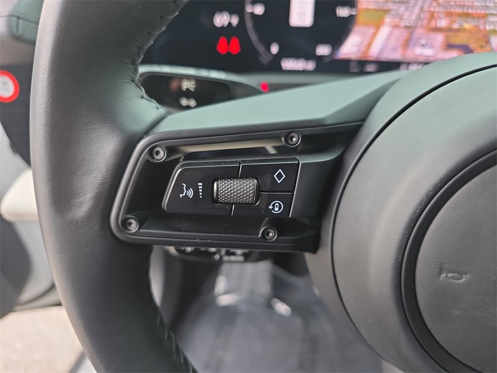 Certified 2023 Porsche Taycan 4S image 37