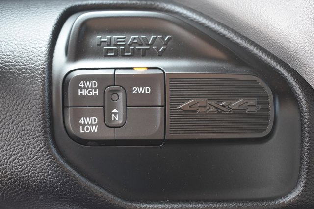 Used 2024 RAM 3500 Big Horn image 28