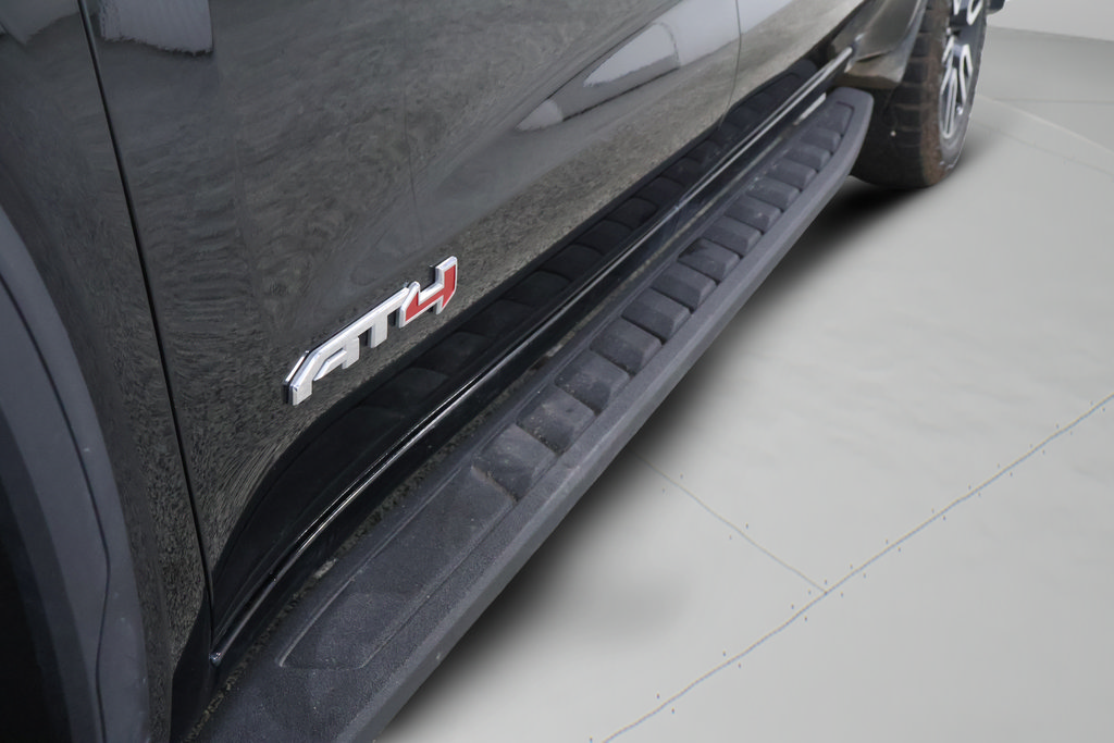 Used 2025 GMC Sierra 1500 AT4 w/ Technology Package AWD/4WD image 35