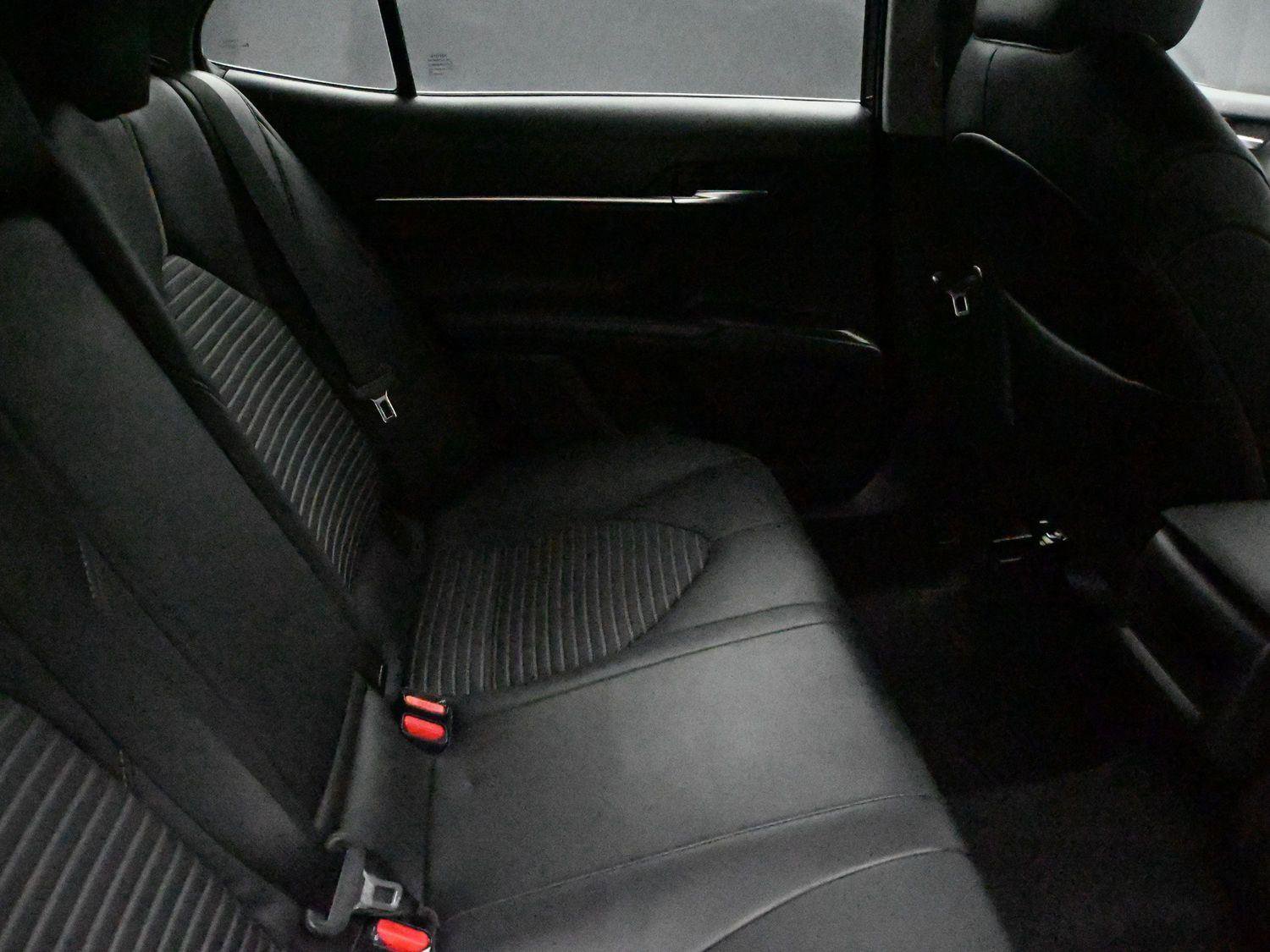 Used 2024 Toyota Camry SE image 19