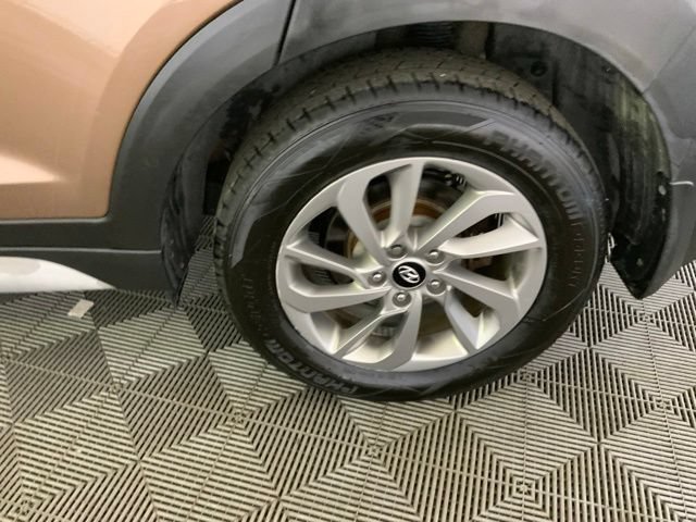 Used 2017 Hyundai Tucson SE w/ SE Popular Package 02 AWD/4WD image 11