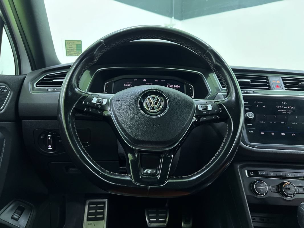 Used 2020 Volkswagen Tiguan SEL Premium R-Line AWD/4WD image 21
