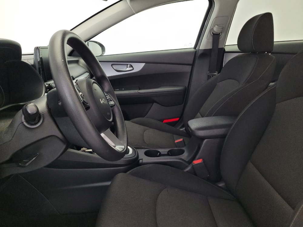 Used 2022 Kia Forte LXS image 17