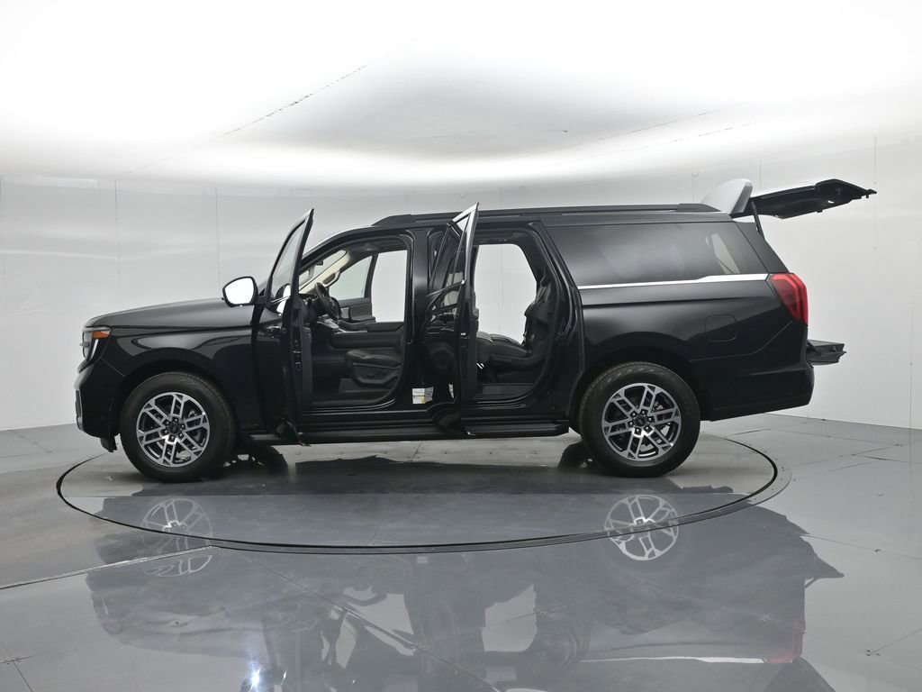 Certified 2025 Ford Expedition Max Active image 20