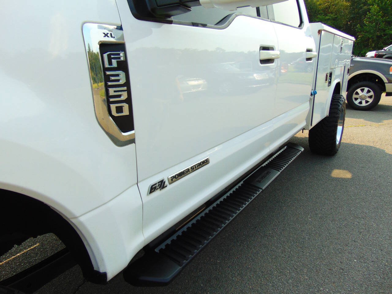 Used 2017 Ford F350 XL w/ Power Equipment Group AWD/4WD image 62
