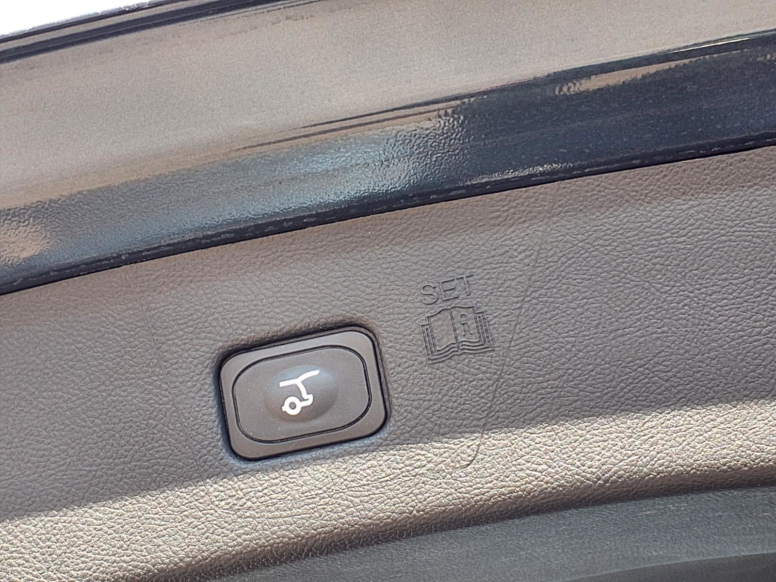 Used 2024 Ford Edge SEL w/ Convenience Package image 22