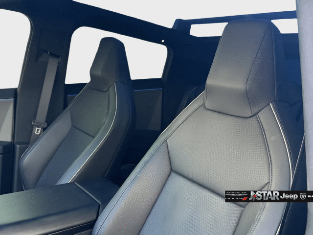 Used 2024 Tesla Cybertruck AWD Crew Cab image 12
