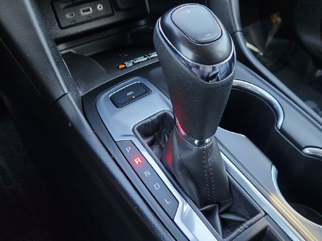Used 2020 Chevrolet Equinox Premier AWD/4WD image 46
