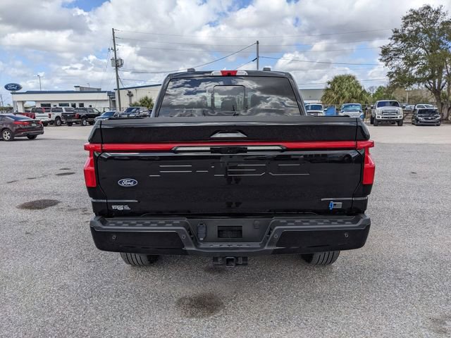 Used 2025 Ford F150 Lightning Lariat w/ Max Trailer Tow Package image 5