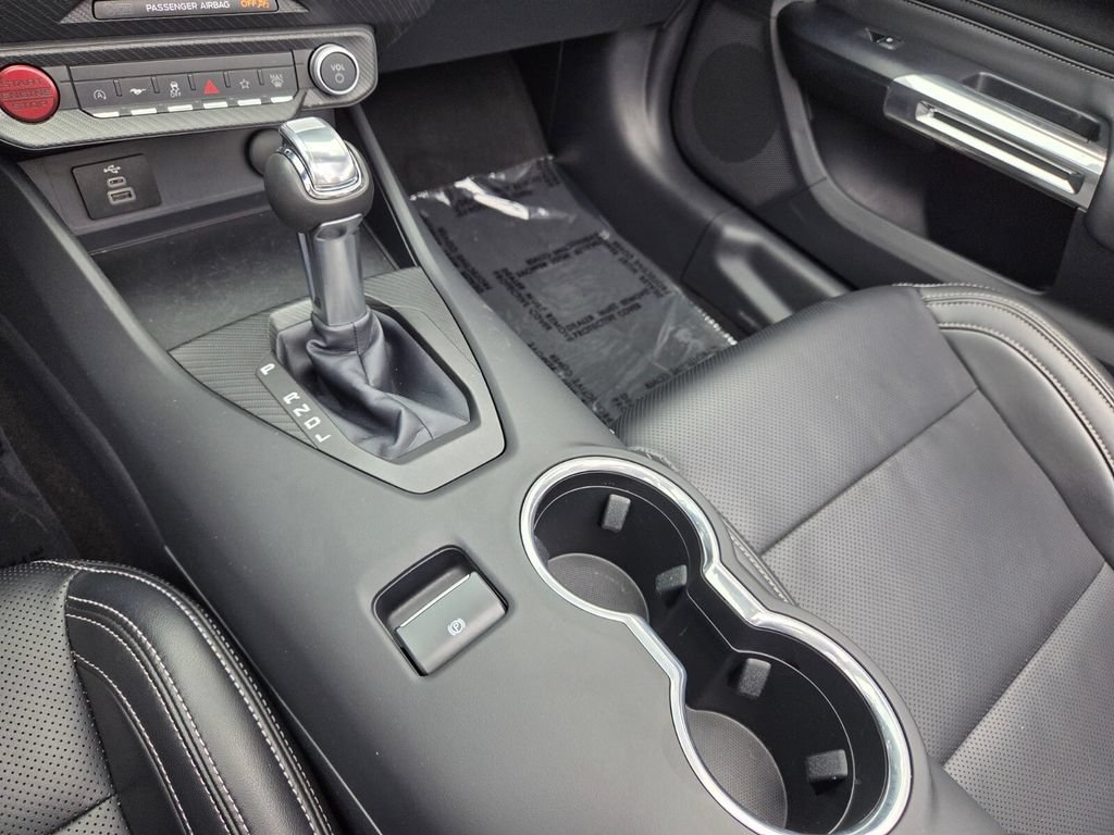 Used 2025 Ford Mustang Premium RWD image 24