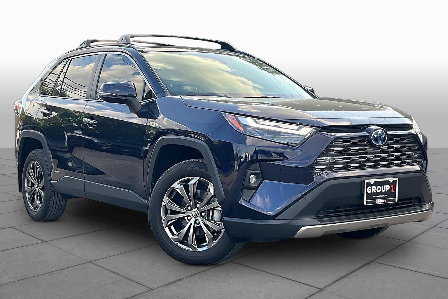 Used 2024 Toyota RAV4 Limited AWD/4WD image 3