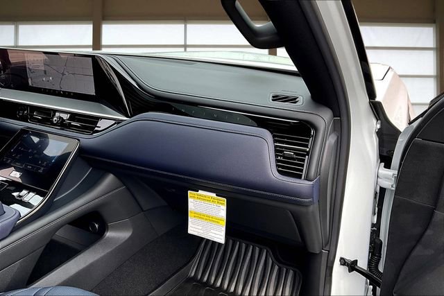 New 2026 INFINITI QX80 4WD image 17