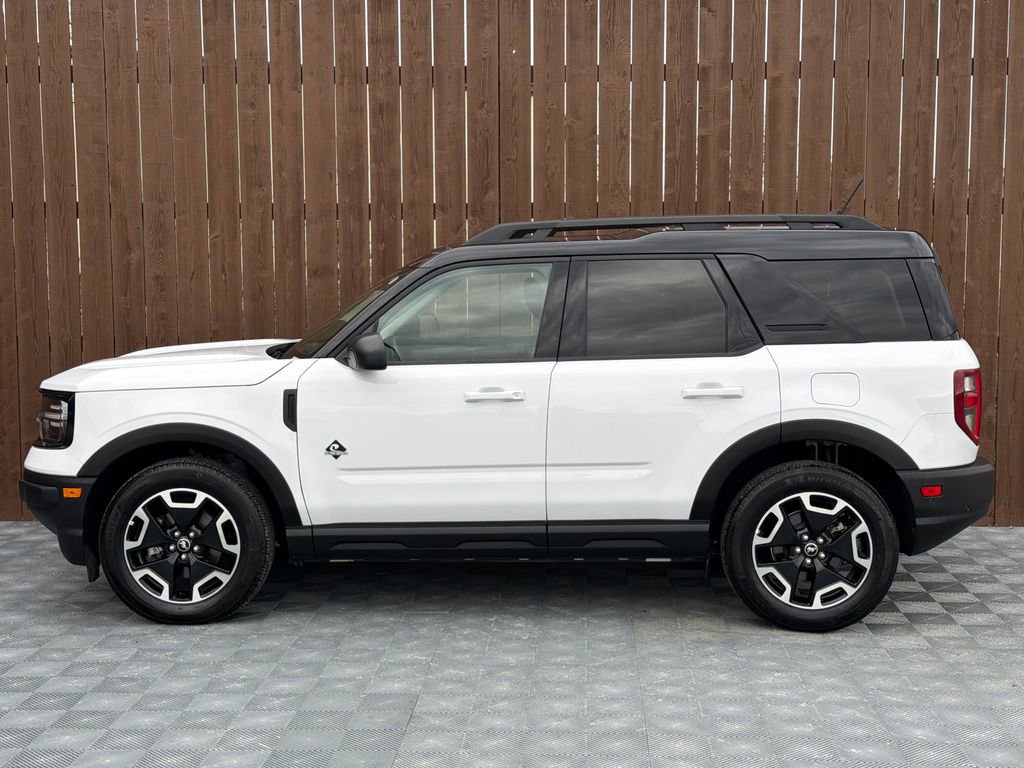 Used 2024 Ford Bronco Sport Outer Banks w/ Tech Package image 14