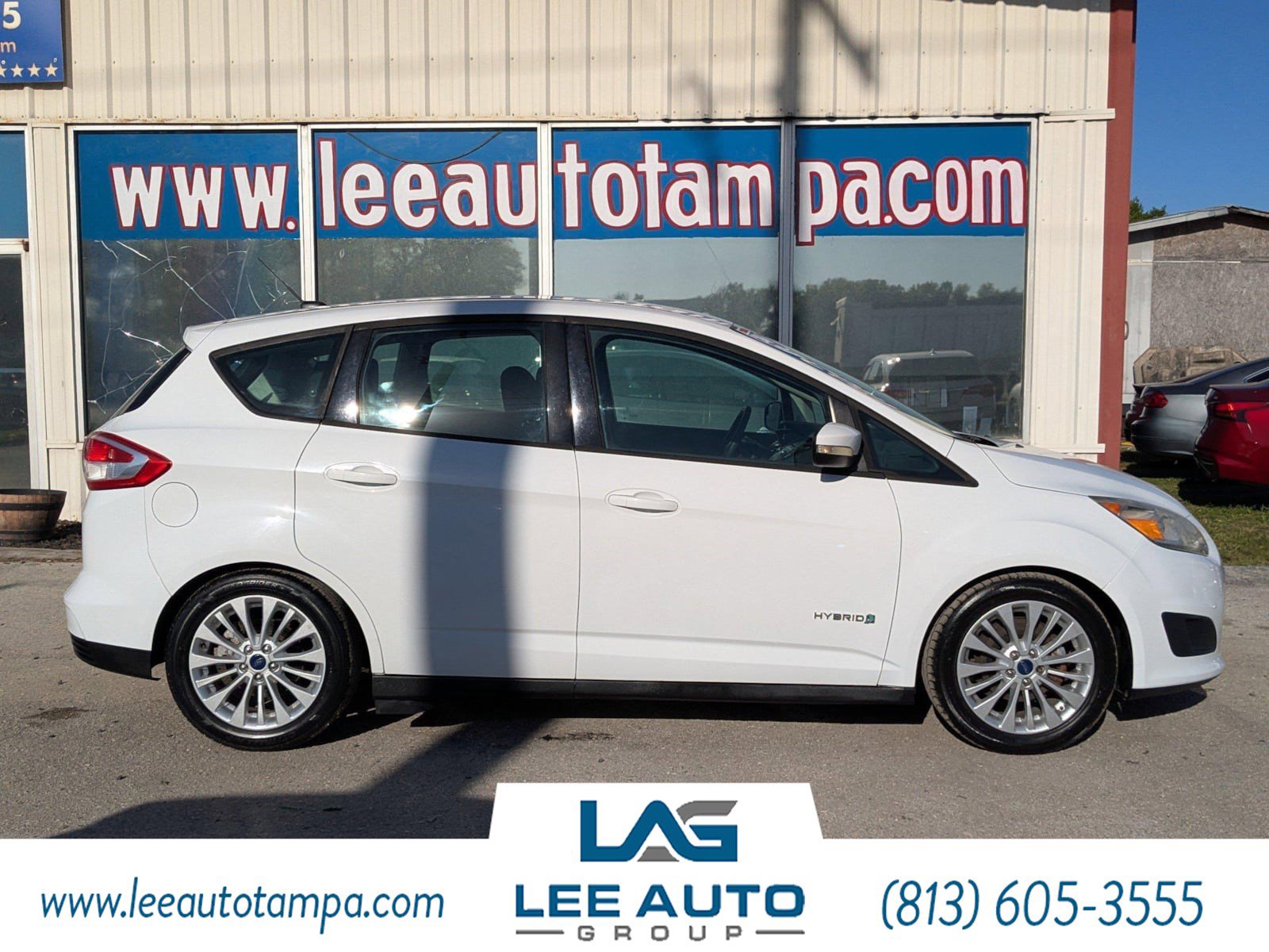 Used 2017 Ford C-MAX SE image 2