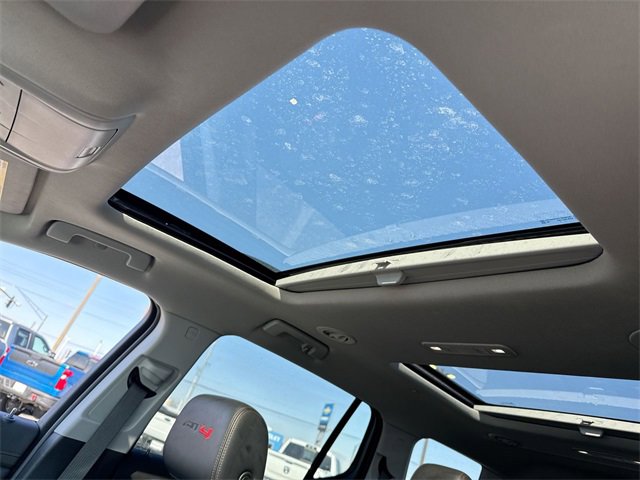 Used 2023 GMC Acadia AT4 w/ Technology Package image 22