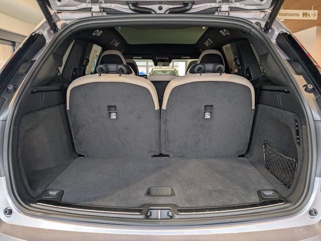 New 2026 Volvo EX90 Ultra image 13