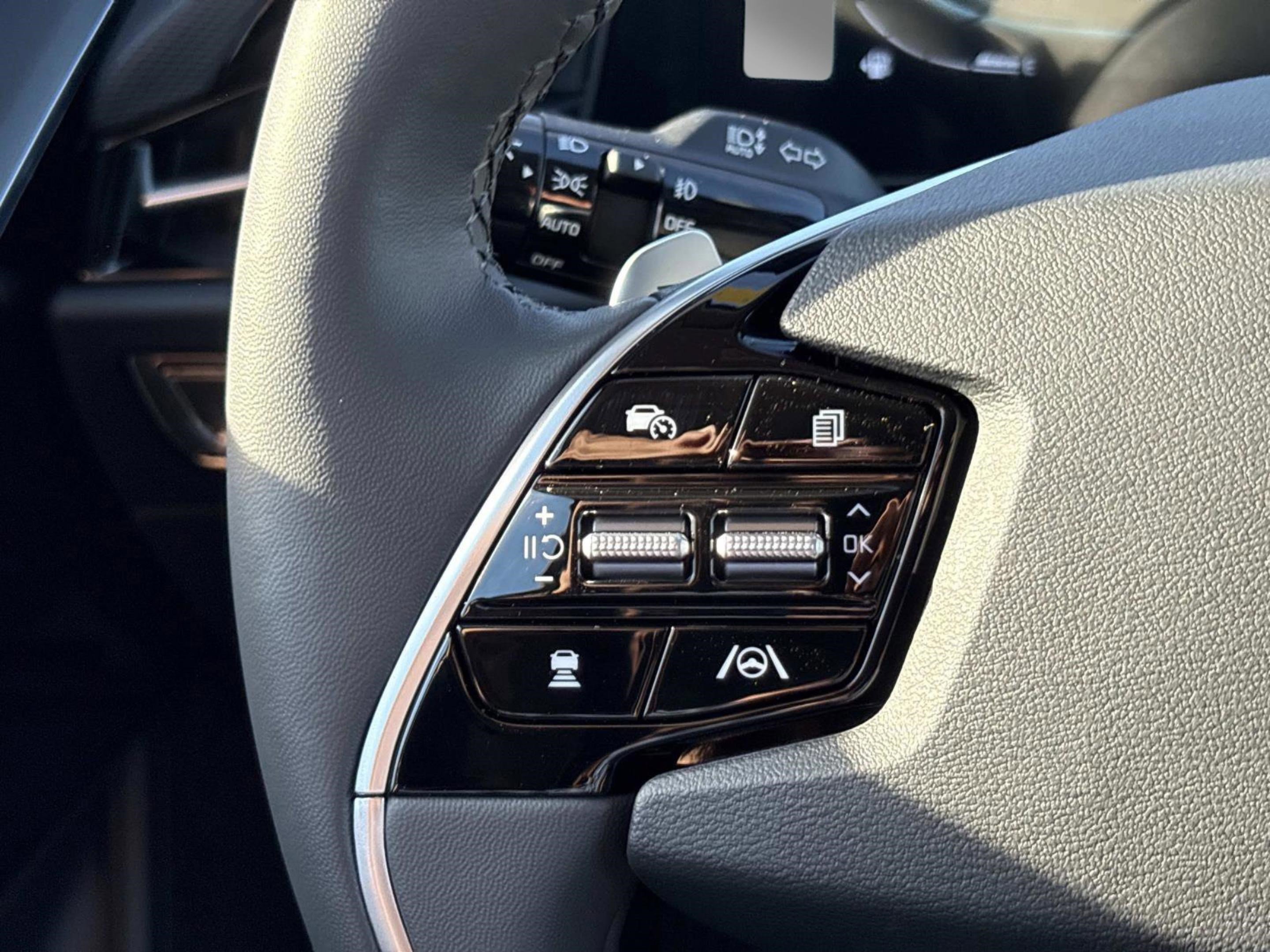 New 2026 Kia Niro SX image 25