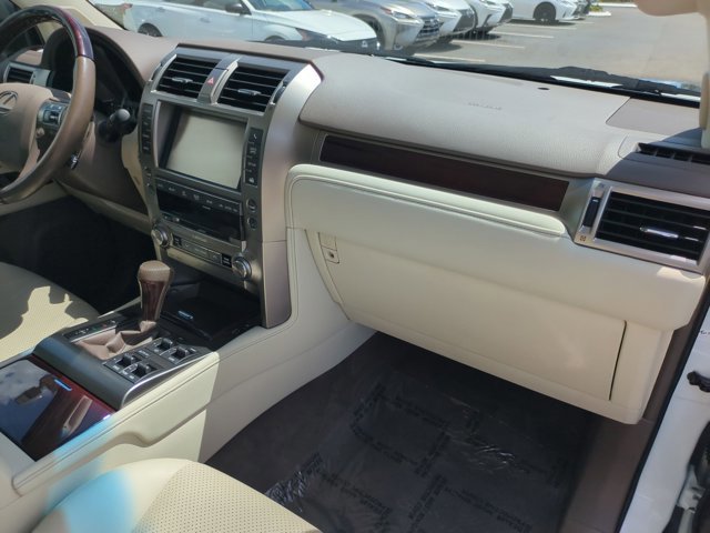 Used 2017 Lexus GX 460 Luxury image 24