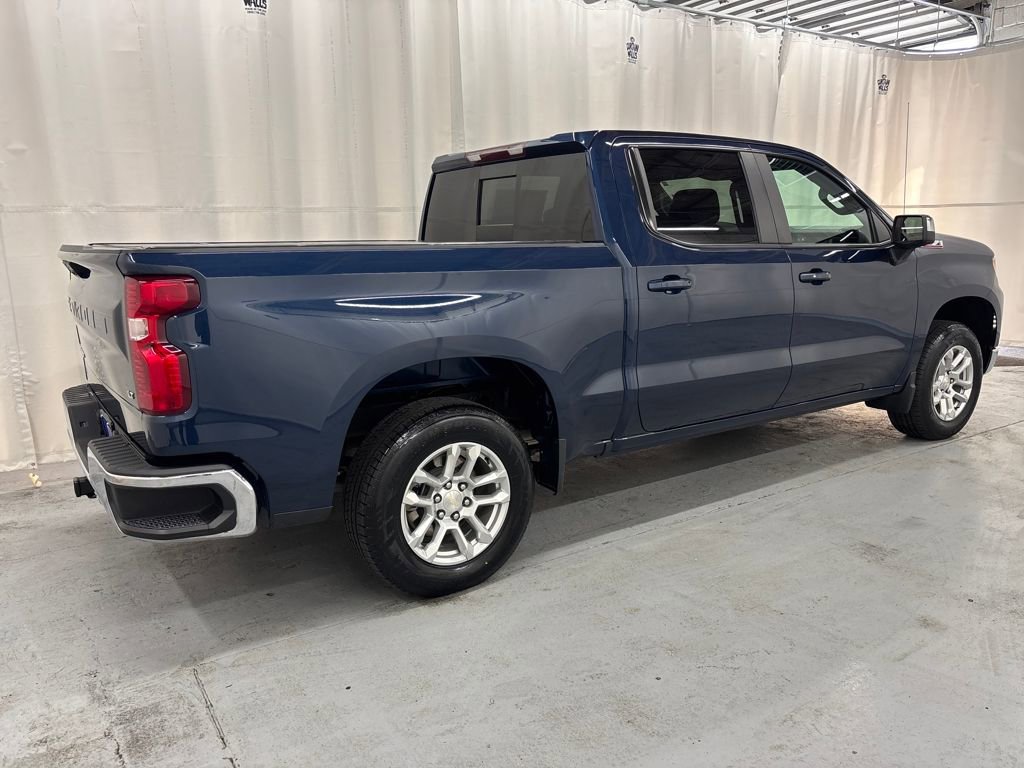 Used 2022 Chevrolet Silverado 1500 LT w/ Z71 Off-Road Package image 5