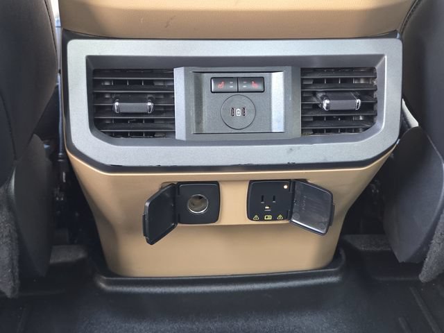 Used 2023 Ford F350 Lariat w/ Lariat Ultimate Package AWD/4WD image 22