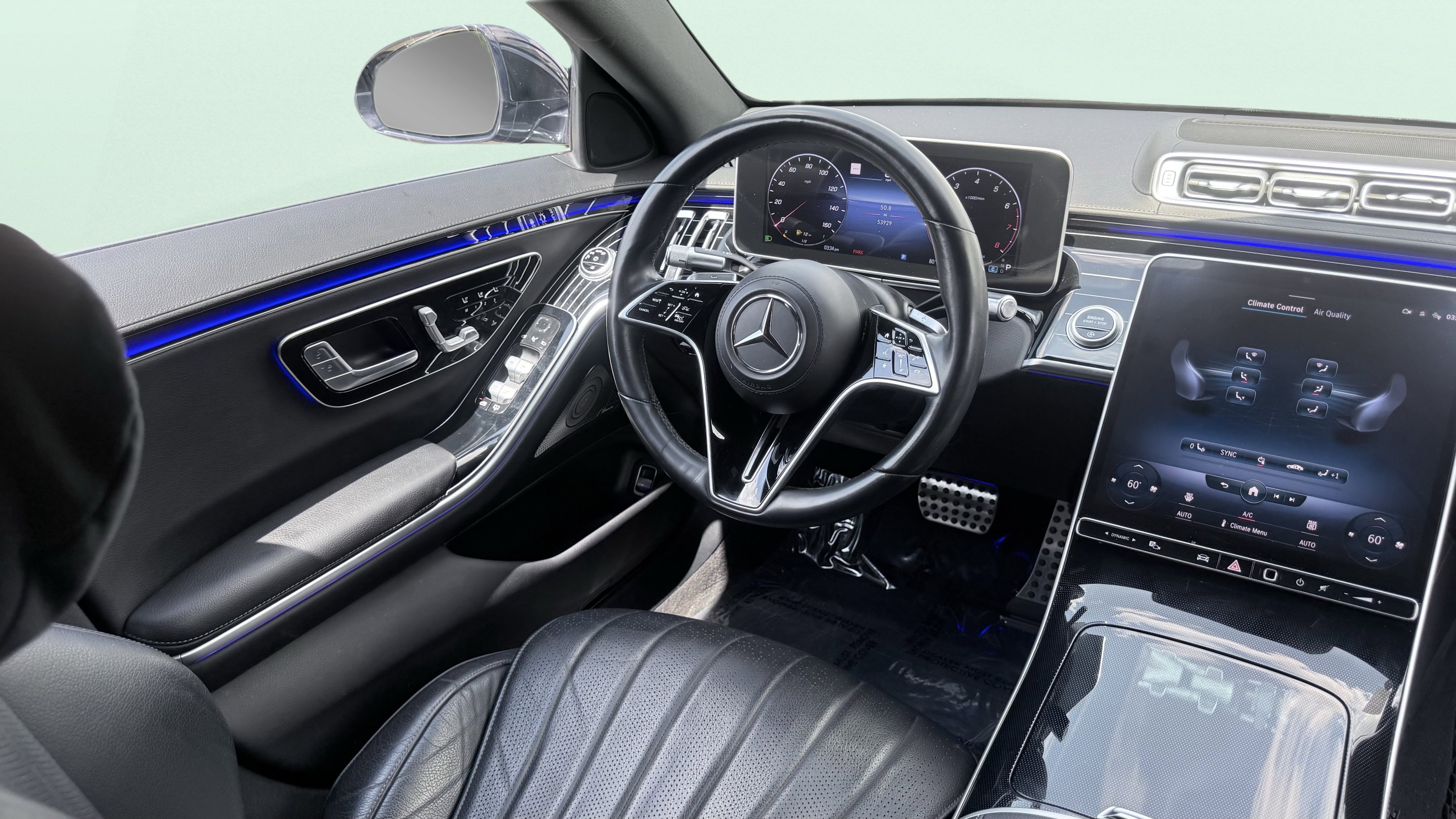 Used 2022 Mercedes-Benz S 580 4MATIC Sedan w/ AMG Line Package image 33