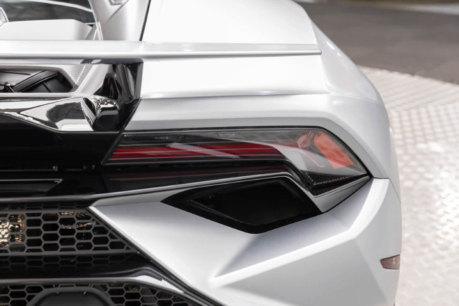 Used 2023 Lamborghini Huracan Tecnica RWD image 53