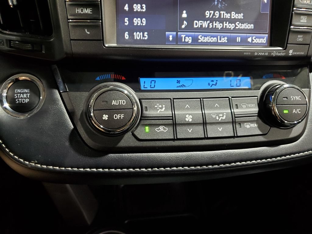 Used 2018 Toyota RAV4 XLE FWD image 31