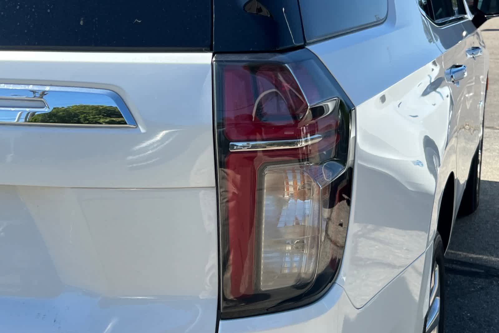 Used 2021 Chevrolet Tahoe Premier AWD/4WD image 18