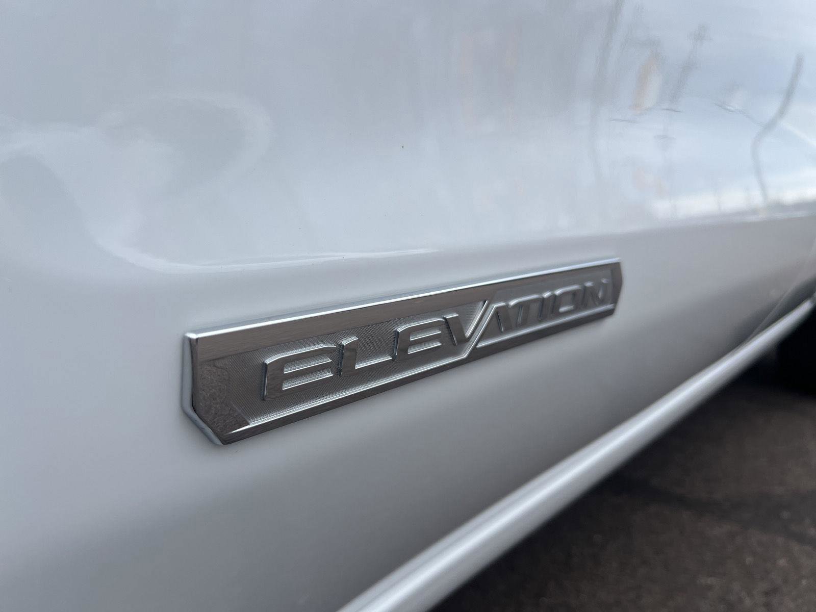 Used 2025 GMC Sierra 1500 Elevation AWD/4WD image 10