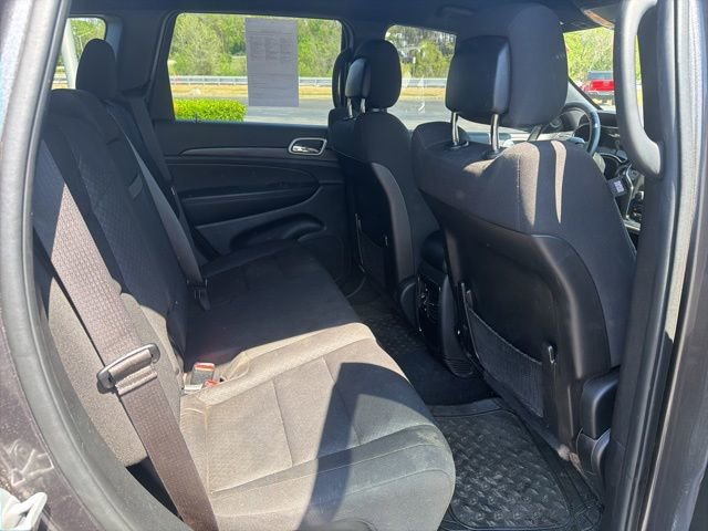 Used 2021 Jeep Grand Cherokee Laredo AWD/4WD image 6