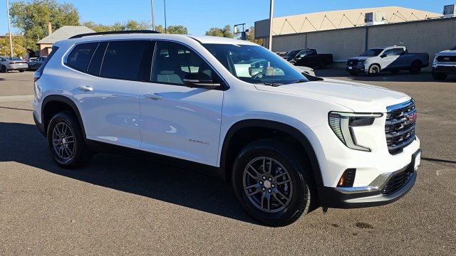 New 2026 GMC Acadia Elevation w/ LPO, Floor Liner Package AWD/4WD image 2