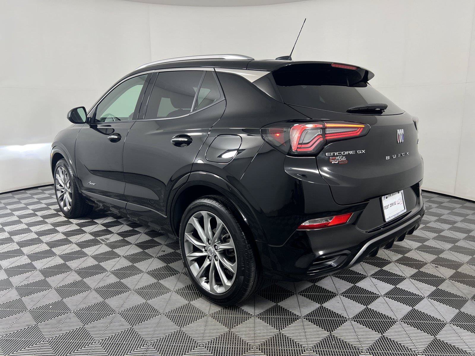 Certified 2024 Buick Encore GX Avenir FWD image 15