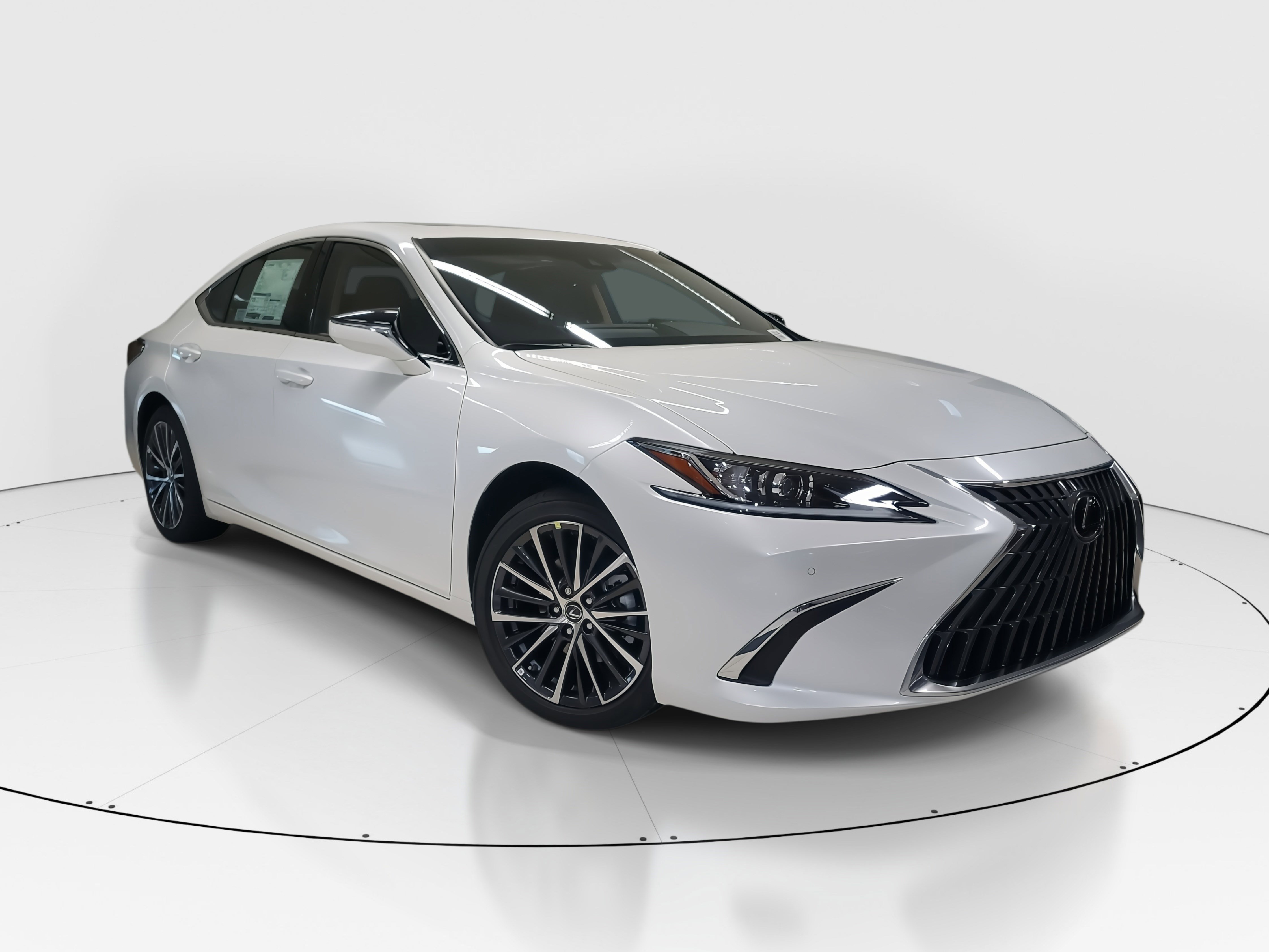 New 2025 Lexus ES 350 w/ Premium Package image 2