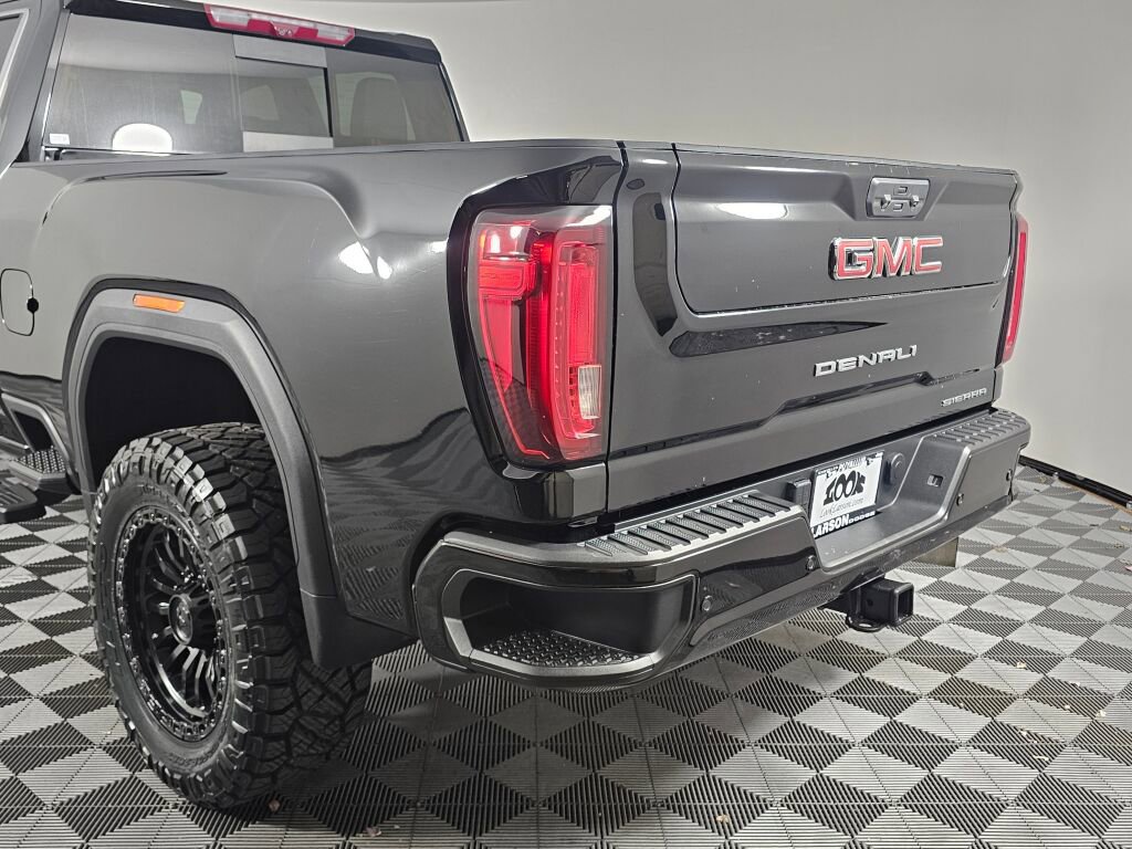 Used 2022 GMC Sierra 3500 Denali w/ Denali Ultimate Package AWD/4WD image 14